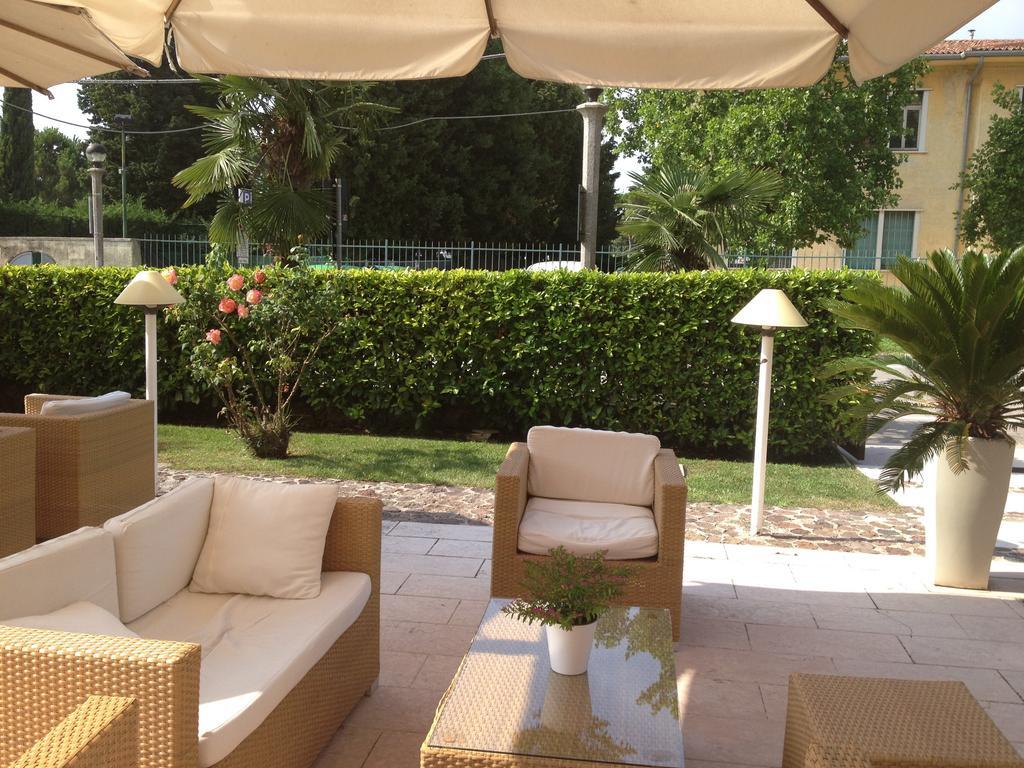 Hotel Benacus Lazise Exteriér fotografie