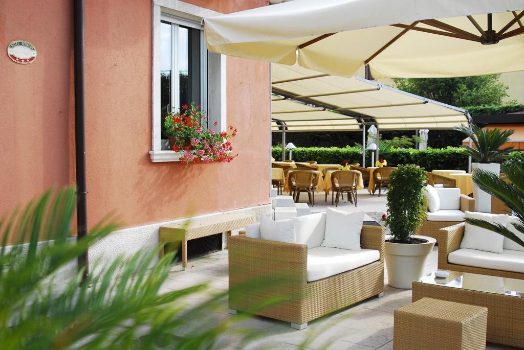 Hotel Benacus Lazise Exteriér fotografie